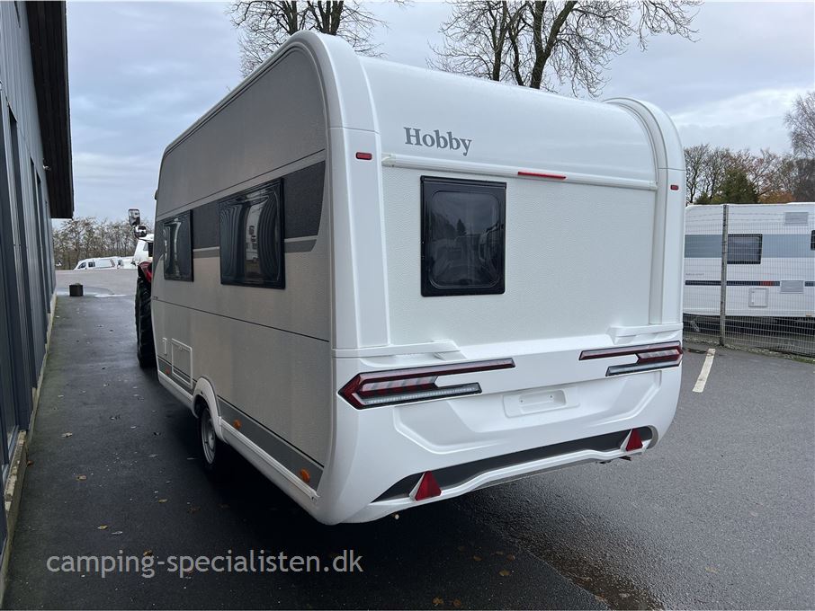 Hobby De Luxe 400 SFE